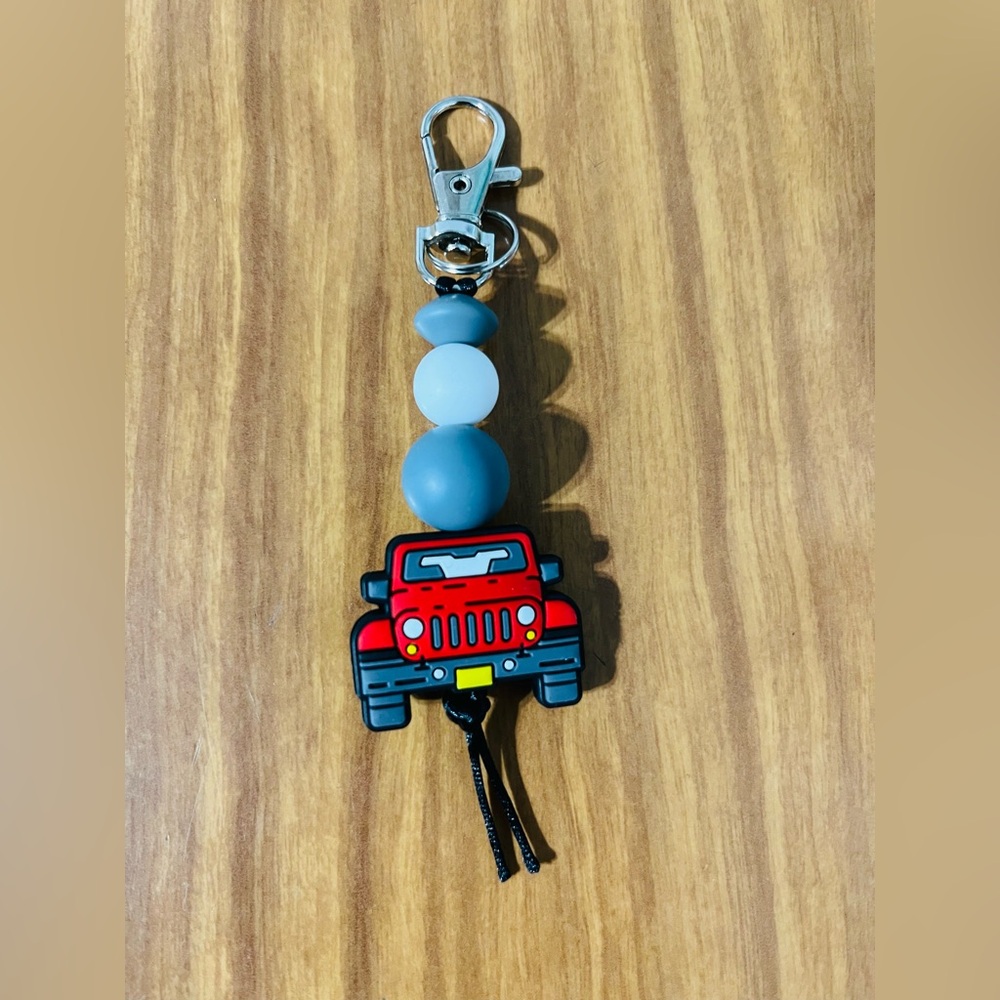 🔥Red Jeep Keychain🔥 - Picture 3 of 4